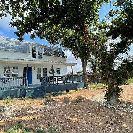 Вілла The Paddock House At Blanco Texas Екстер'єр фото